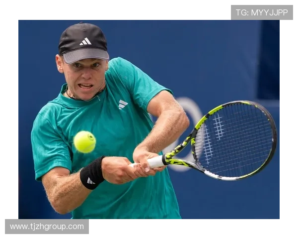 网球头号种子穆塞蒂成功晋级男单半决赛 展现强劲实力 网球头号种子穆塞蒂成功晋级男单半决赛 展现强劲实力