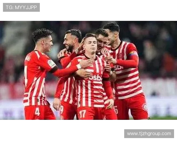 布坎南上演帽子戏法助比利亚雷亚尔主场强势击溃赫罗纳再取大胜